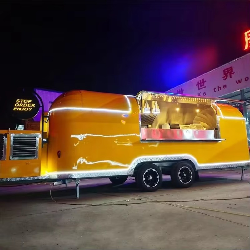 カスタマイズ可能な業務用ケータリングトレーラー、移動式キッチ - Commercial Kitchen Trailer のレビューと価格