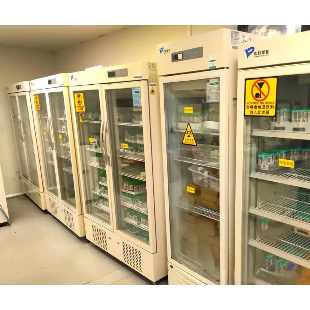 すべての新しいスマートデバイスに適していますガラス扉付き業務 - Commercial Kitchen Refrigerator のレビューと価格